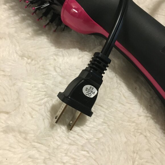 Revlon Salon Helen of Troy Hot Air Dryer Round Hair Brush & Volumizer - Picture 11 of 11